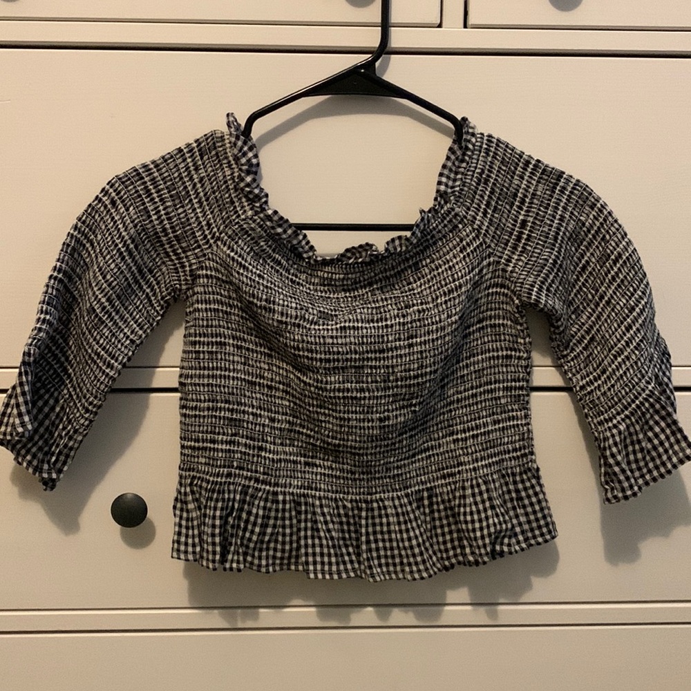 American Eagle cropped shirt
